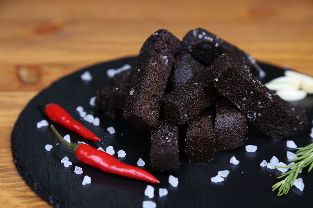 Гренки бородинские с чесноком