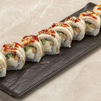 Ролл с угрём