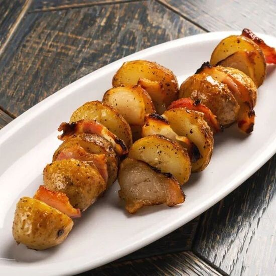 Картофель с салом на углях