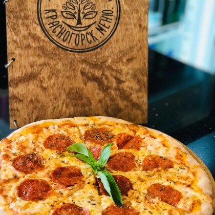 Пицца пепперони