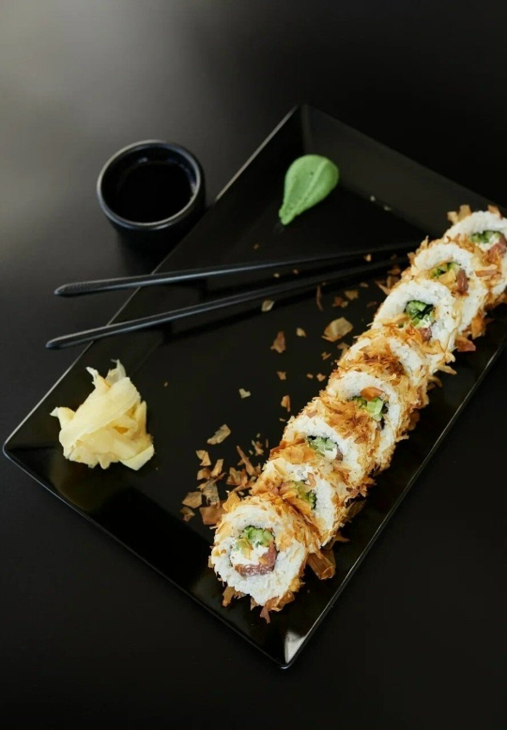 Ролл «Бонито с тунцом»