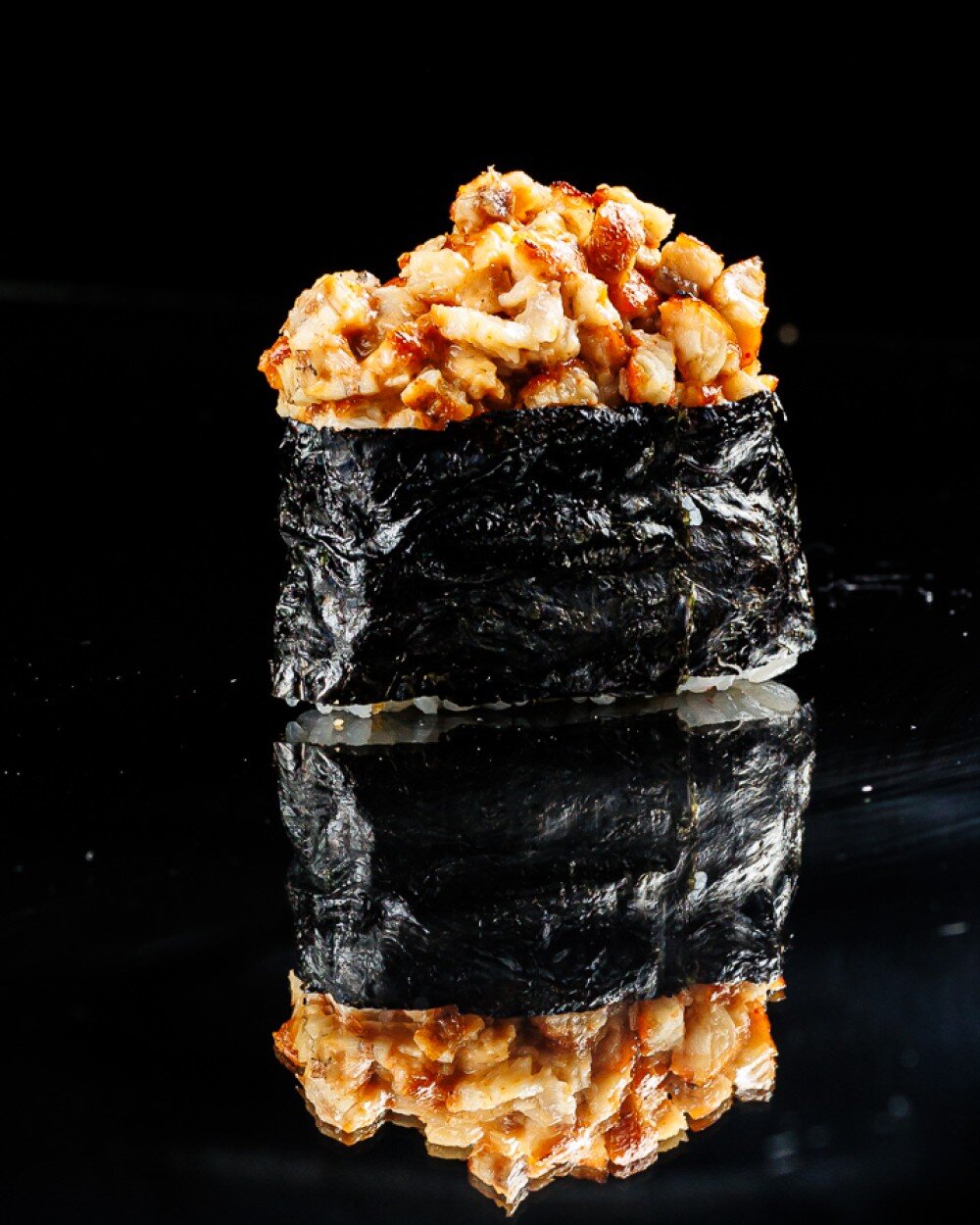 Гункан с угрем