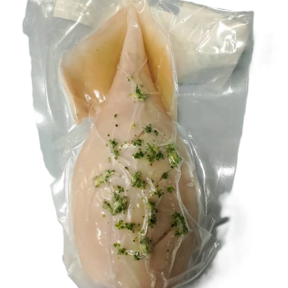 Кальмар фаршированный рыбой лососевых пород и брокколи кг.