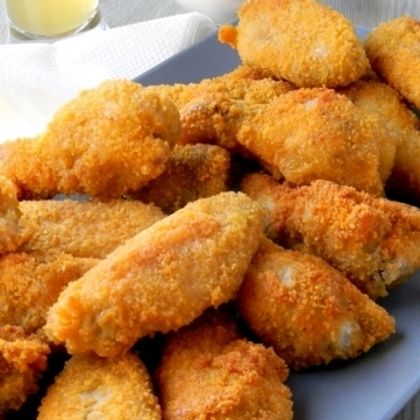 Крылышки куриные в панировке.