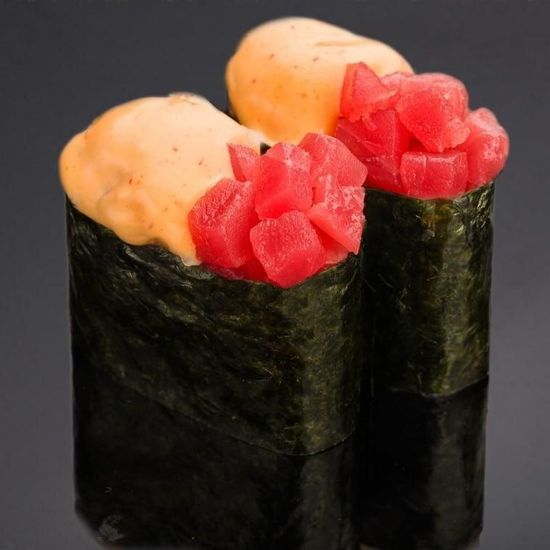 Гункан спайси тунец