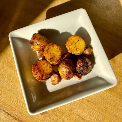 Картофель с салом на мангале