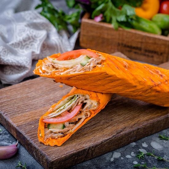 Шаурма из курицы в сырном лаваше
