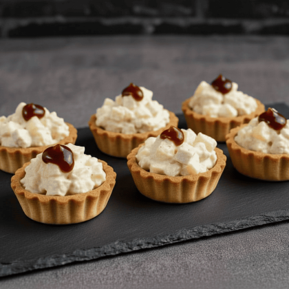 Тарталетки с курицей и ананасом (6 шт)