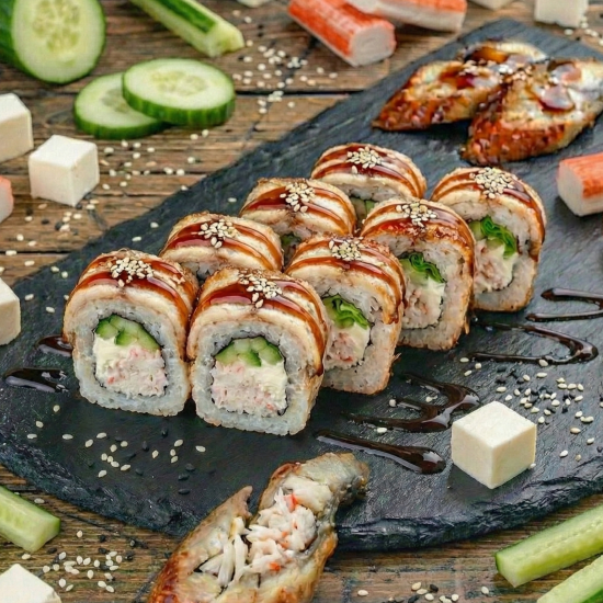 Ролл «Дракон»