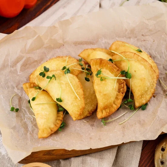 Мини чебуреки с щечками