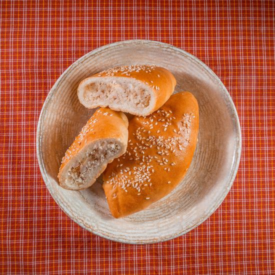 Пирожок с мясом