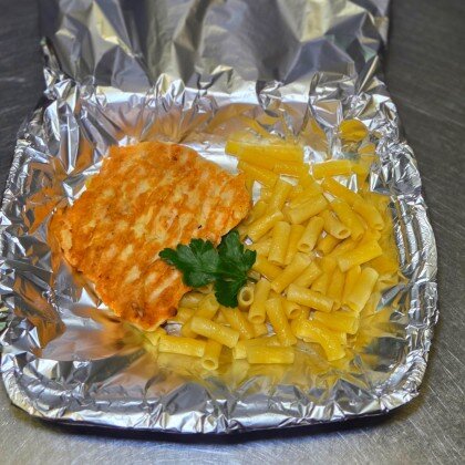 Эскалоп куриный с макаронами