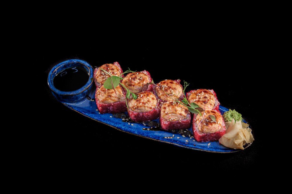 Запеченная калифорния с креветкой