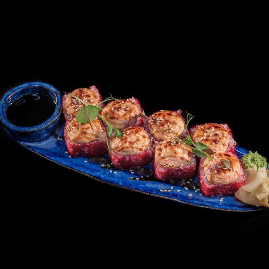 Запеченная калифорния с креветкой