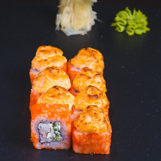 Запеченный ролл «Калифорния»