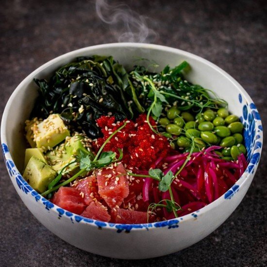 Салат Поке с Тунцом