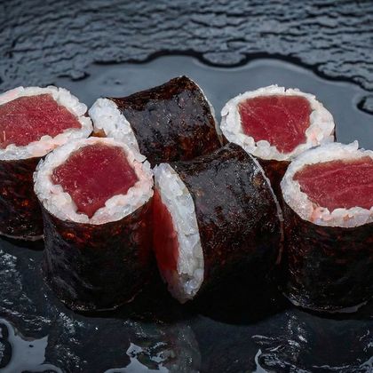 Маки с тунцом