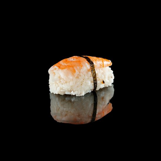 Суши с креветкой