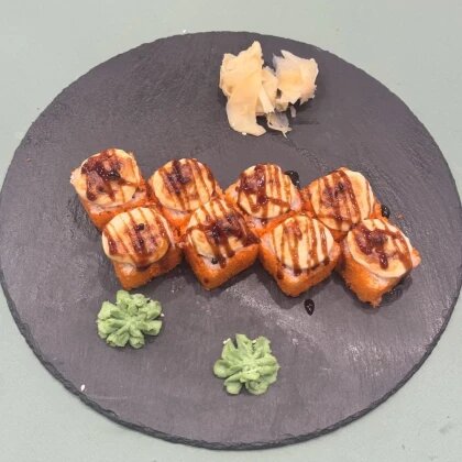 Запеченный ролл «Калифорния»