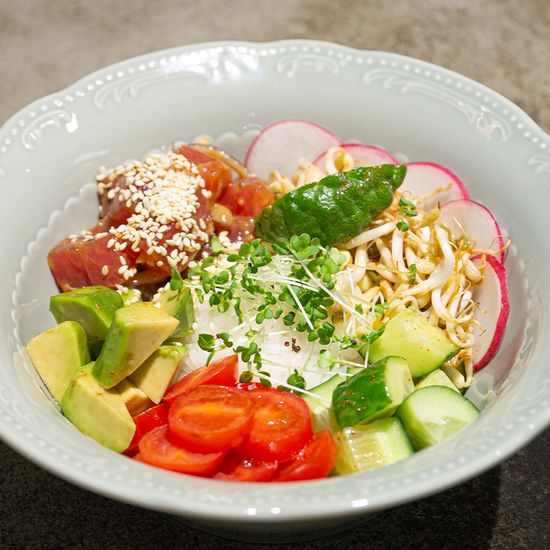 Поке боул с тунцом