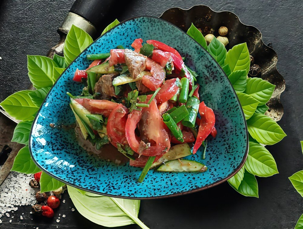 Салат острый с говядиной