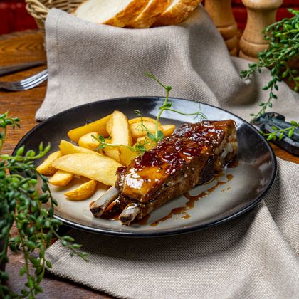 Порция ребер в соусе "BBQ"