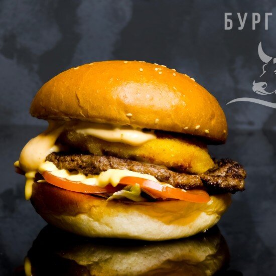 Жаренная моцарелла бургер