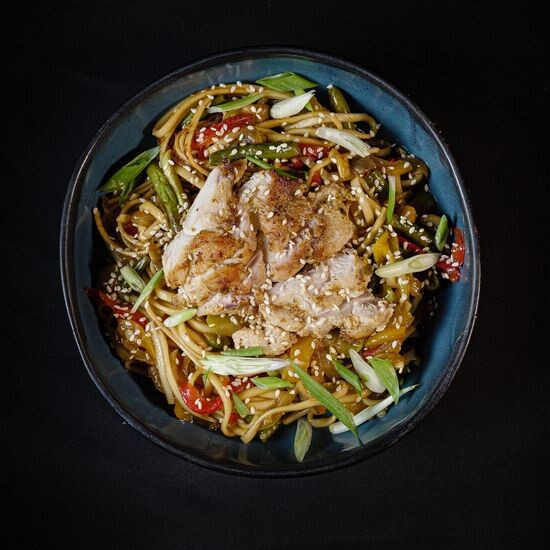 Wok с курицей