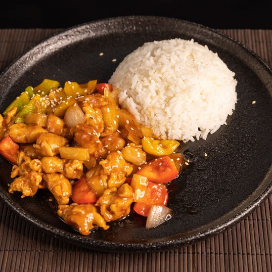 Гу лу жоу (цыпленок в кисло-сладком соусе)