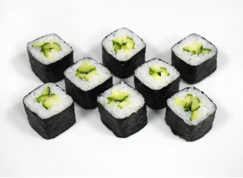 Мини ролл с огурцом