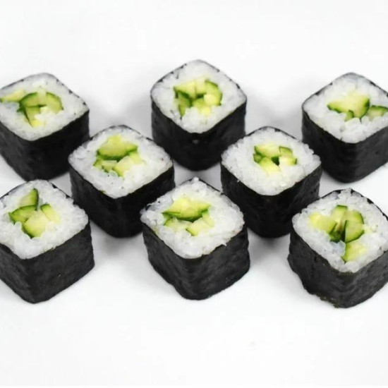 Мини ролл с огурцом