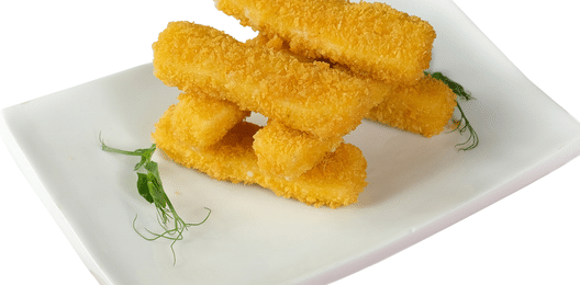 Сырные палочки в панировке.