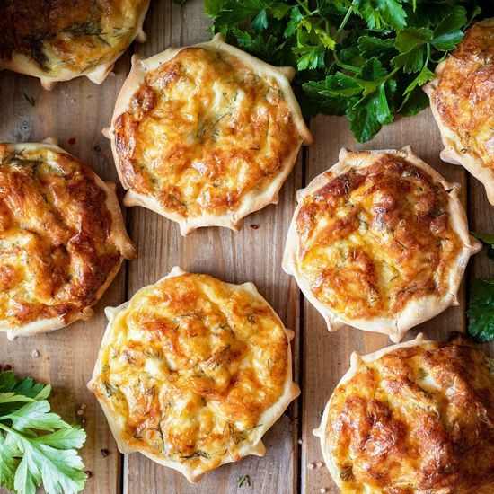 Перепечи с курицей и грибами