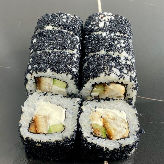 Ролл «Калифорния» с угрем