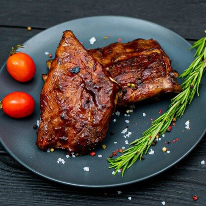 Ребра свиные,глазированные соусом BBQ