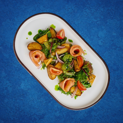 Салат с лососем слабой соли