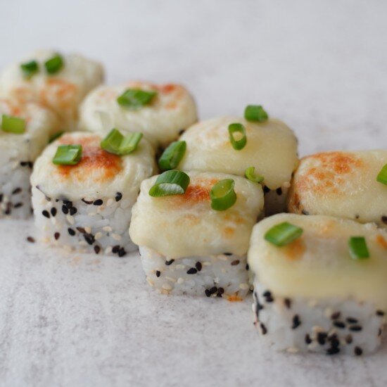 Запеченный с лососем терияки