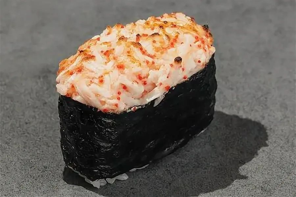 Запеченный гункан с крабом