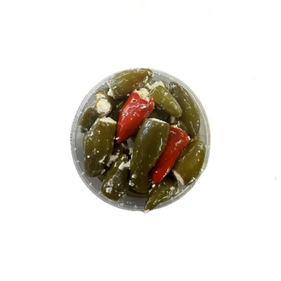 Халапеньо фаршированные сыром в масле чили