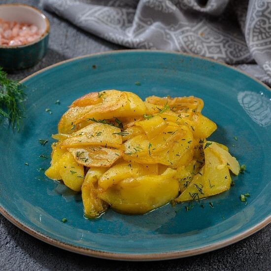 Картофель, жаренный по-домашнему