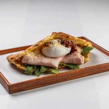 Пита с мортаделлой