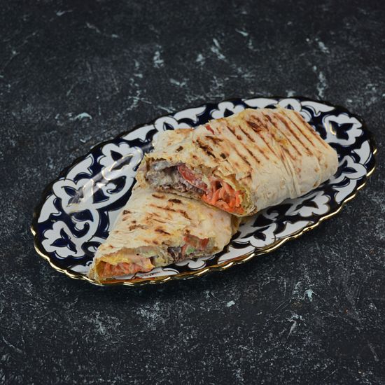 Шаверма с мясом бычка, в лаваше