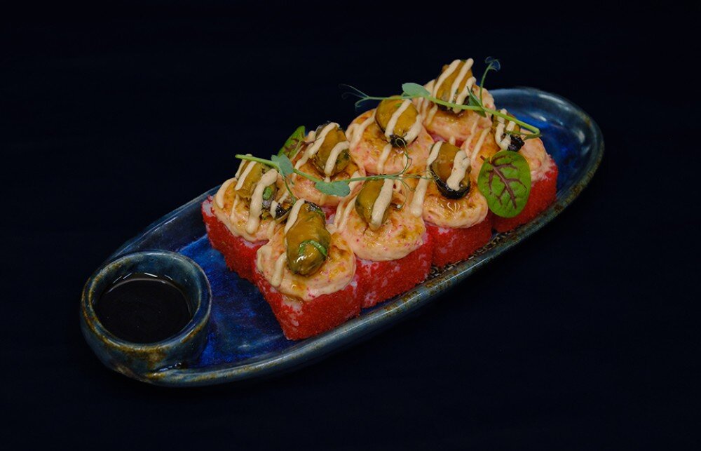 Ролл Запеченный с мидиями