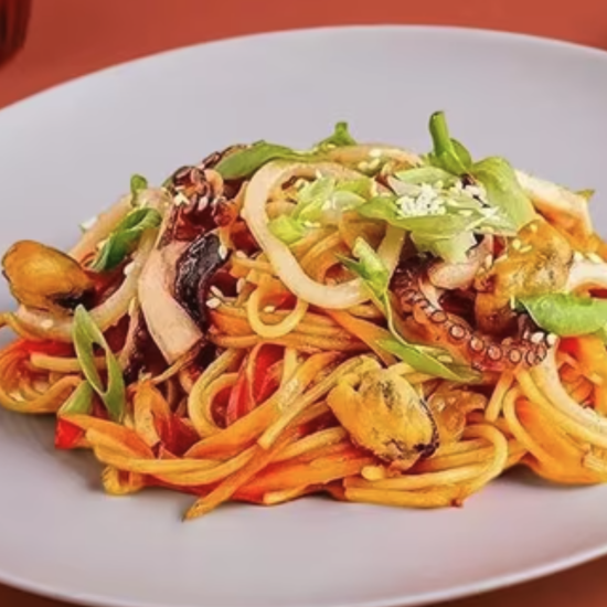 Удон с морепродуктами