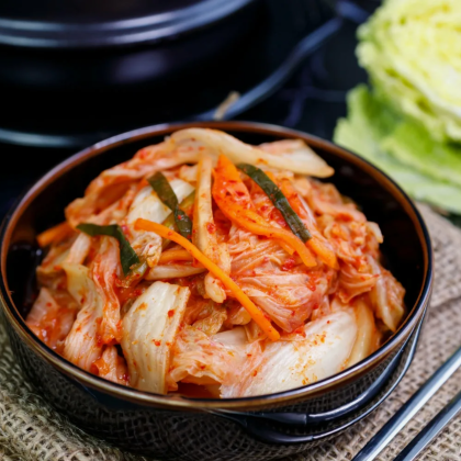 Китайская квашеная капуста на раскаленном блюде