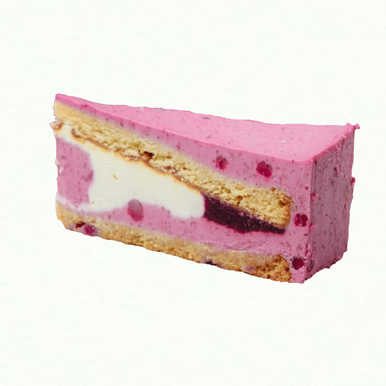 Торт с лесными ягодами