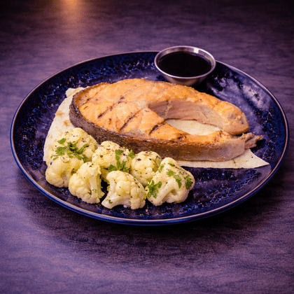 Лосось на пару с овощами