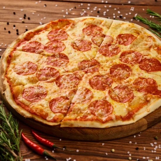 Пицца пеперони