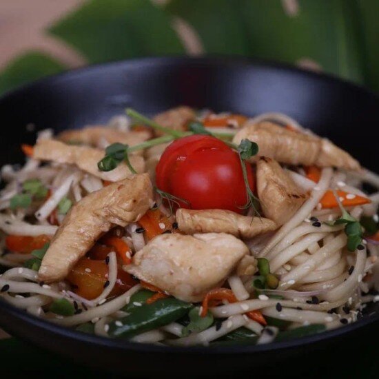 Удон с курицей