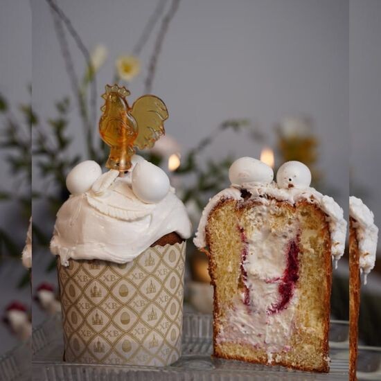 Кулич крем-чиз с малиной